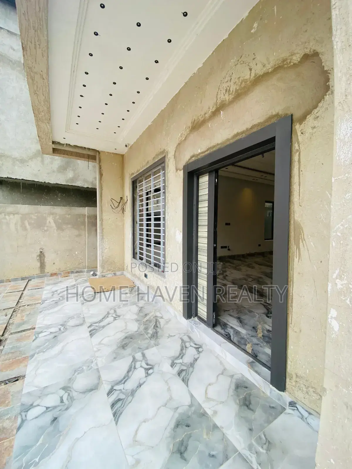 4bdrm House in Haasto Atomic, Haatso for sale
