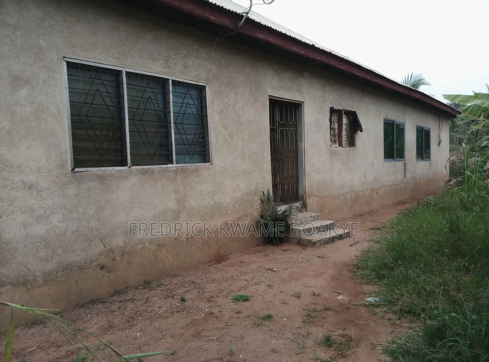 4bdrm House in Brother K Estate, Kumasi Metropolitan for sale