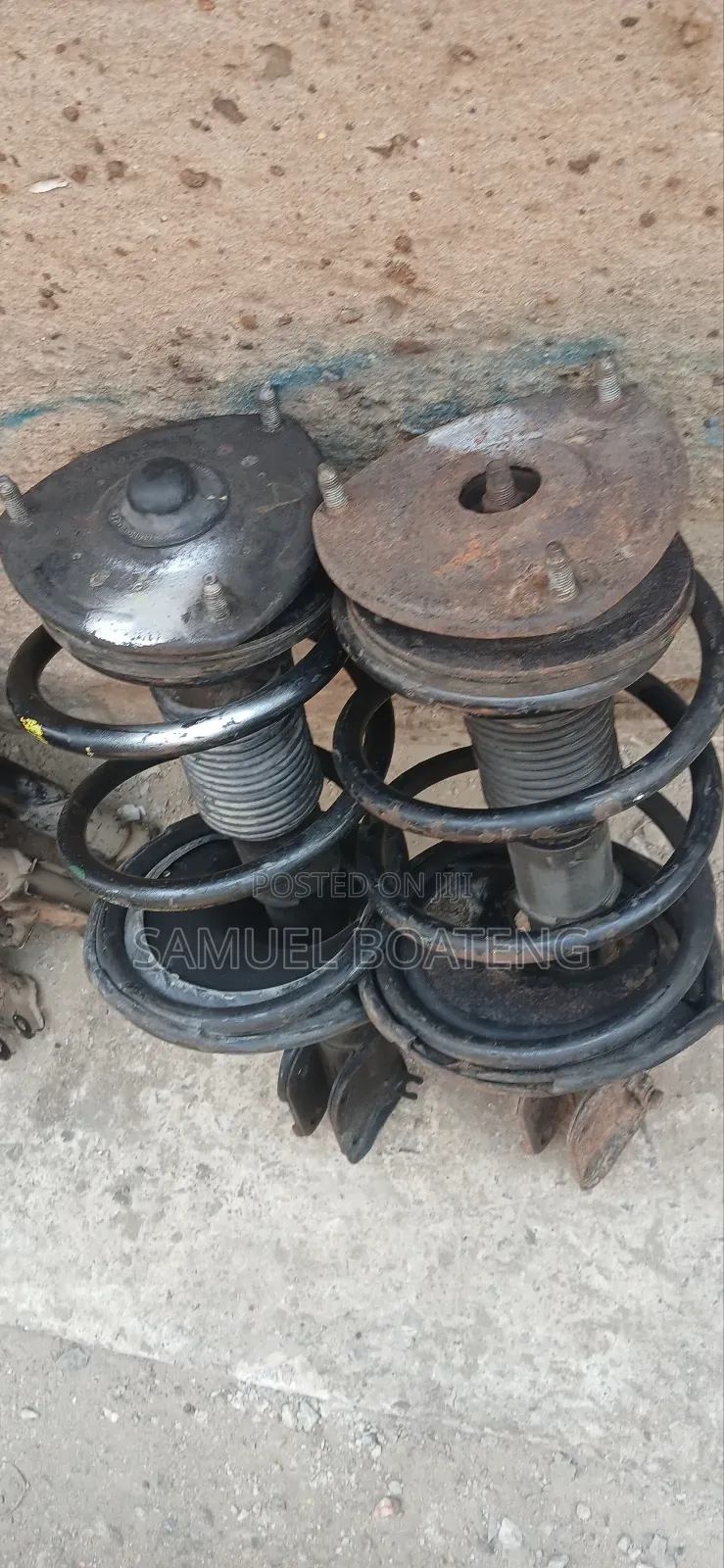 Hyundai H1 2010 to 2017 Front Shock's