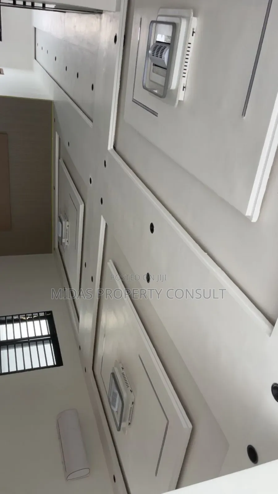 4bdrm House in Lakeside Estates for sale