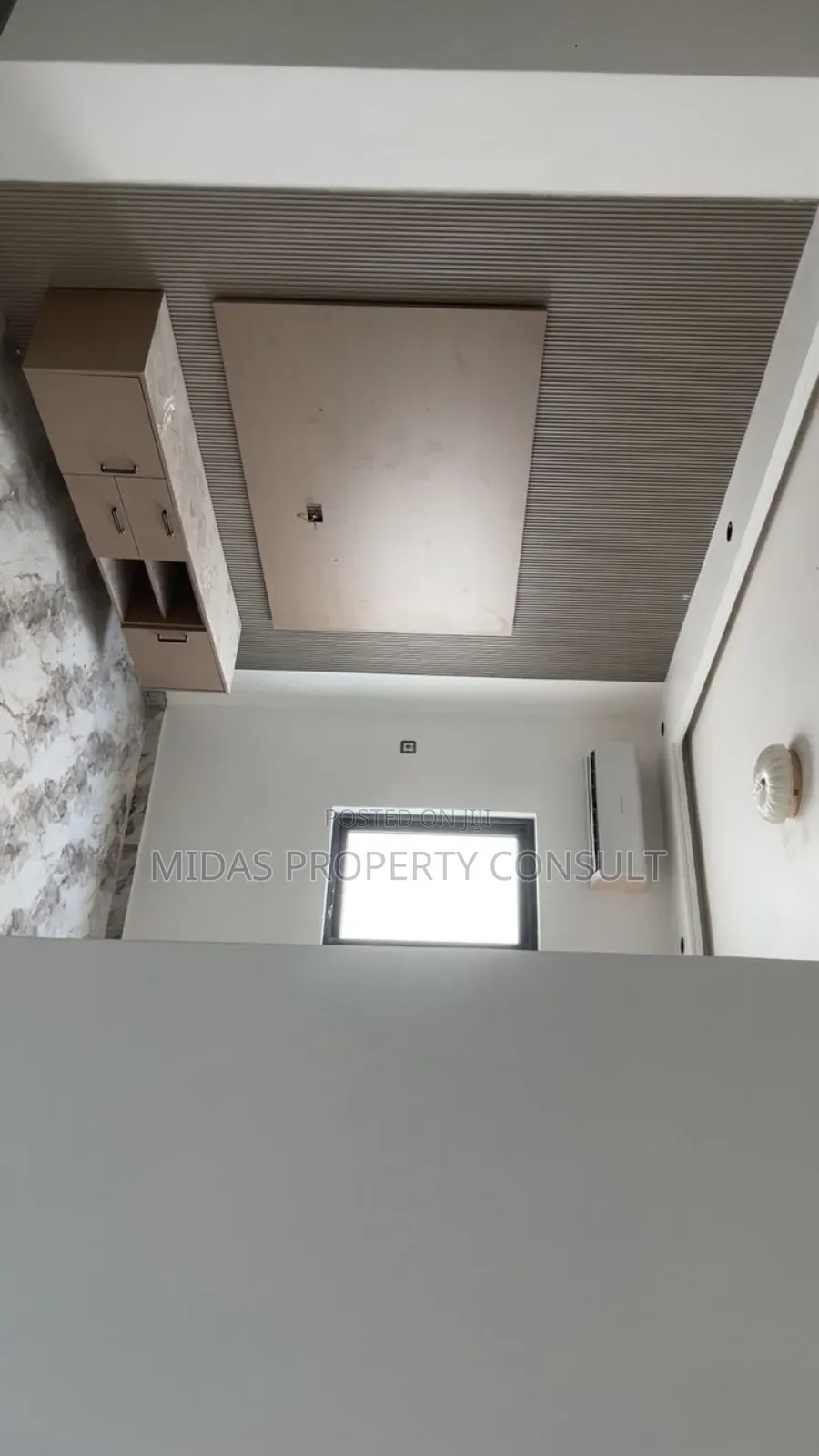 4bdrm House in Lakeside Estates for sale