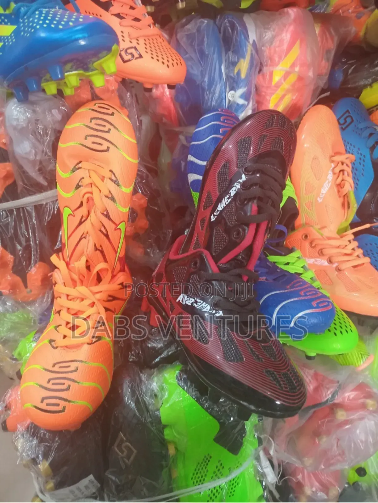 Celebrity Kids Jordan Sneakers .Size 30-35