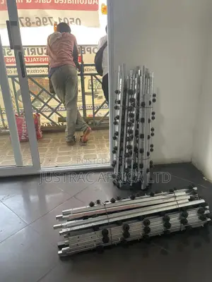 6 Lines Galvanised Pillars For Electric Fence