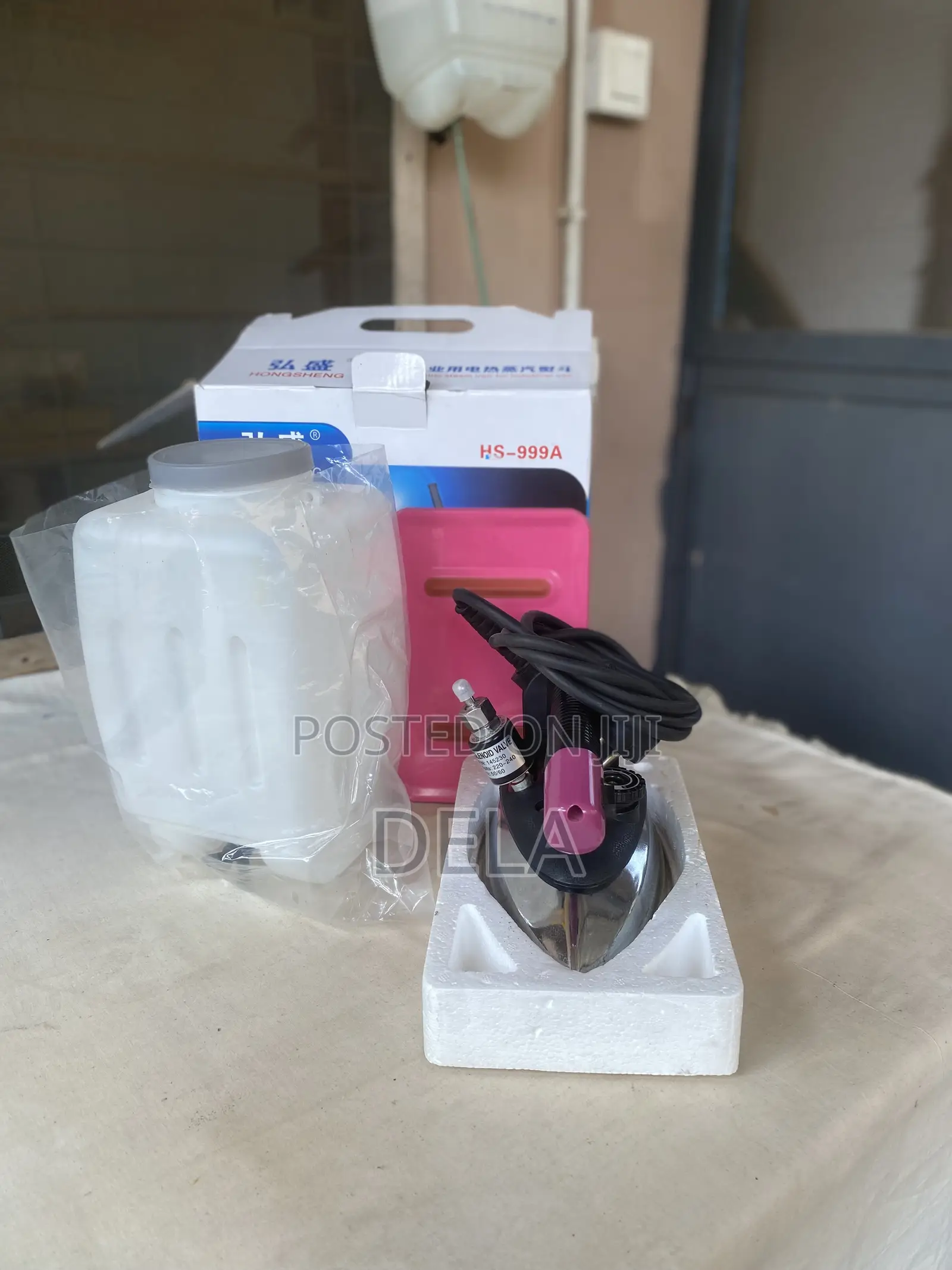 Electric Steam Iron for Industrial Use