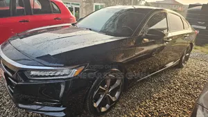 Honda Accord Touring 2.0T 2020 Black