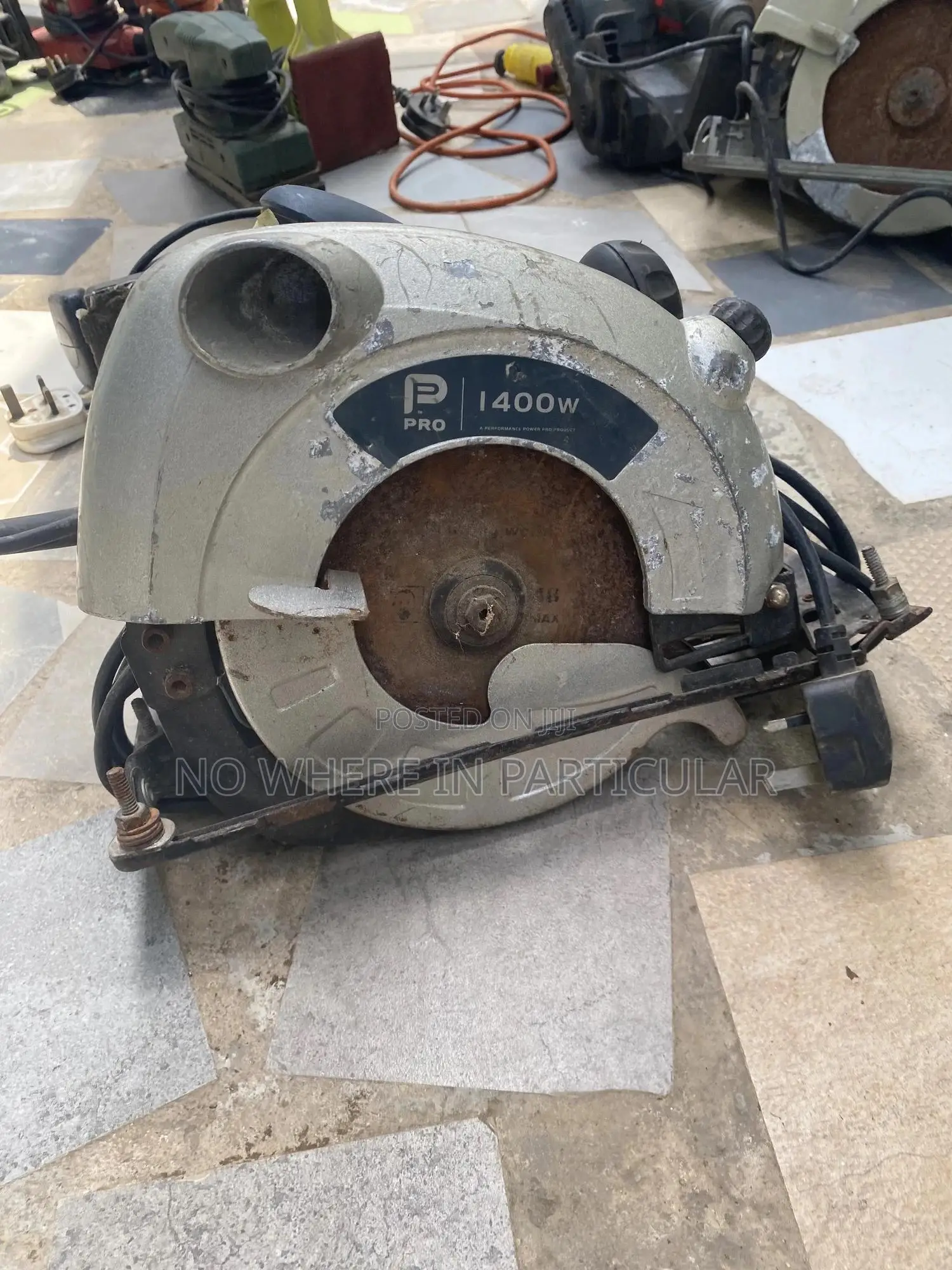 "Pro" Brand 1400w Circular Saw.