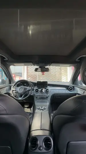 Mercedes-Benz GLC-Class 2019