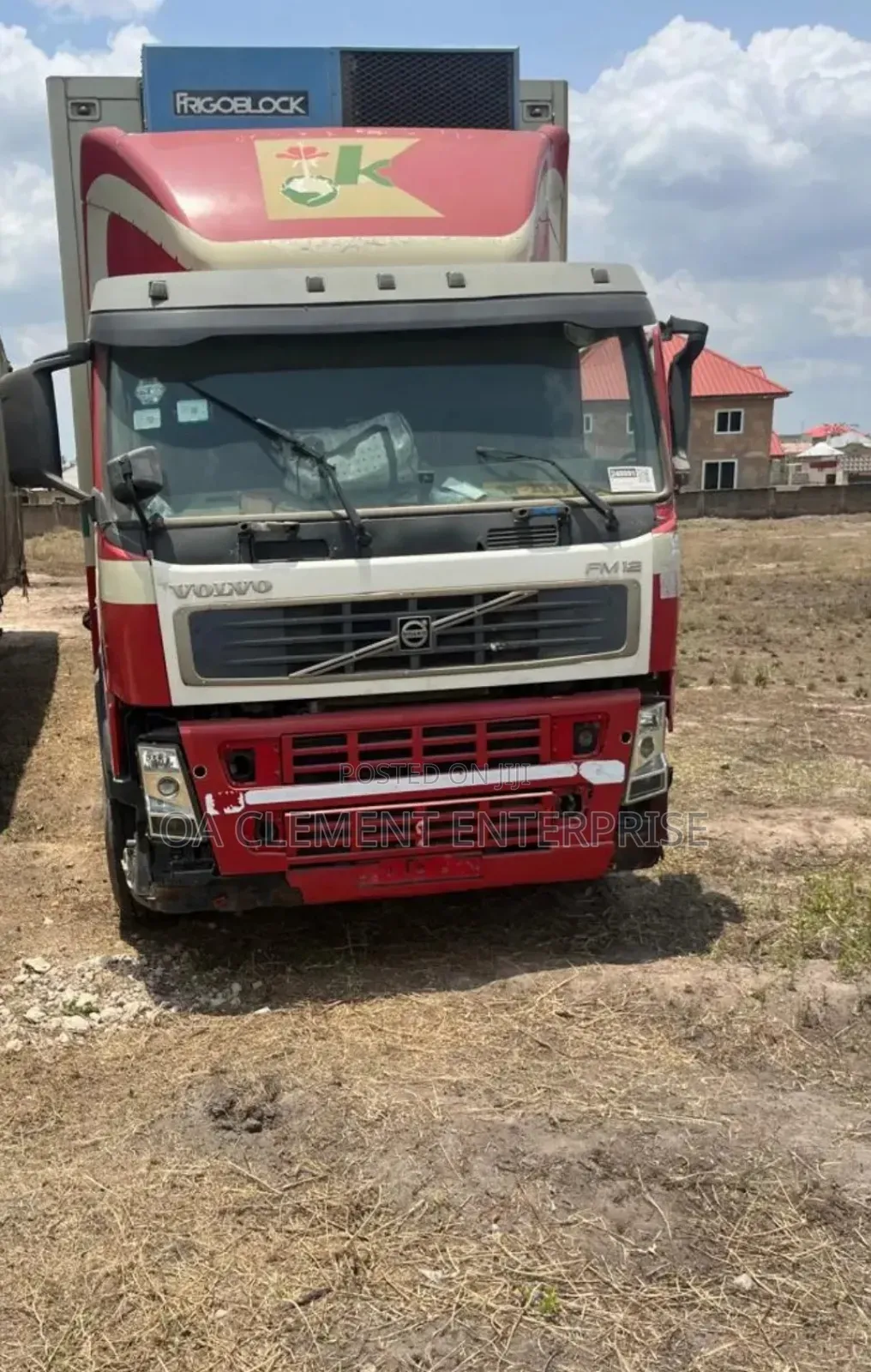 Strong Volvo and Daf Going for Cool Price Just a Little Maintenance