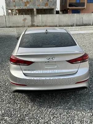 Hyundai Elantra 2018 Gray