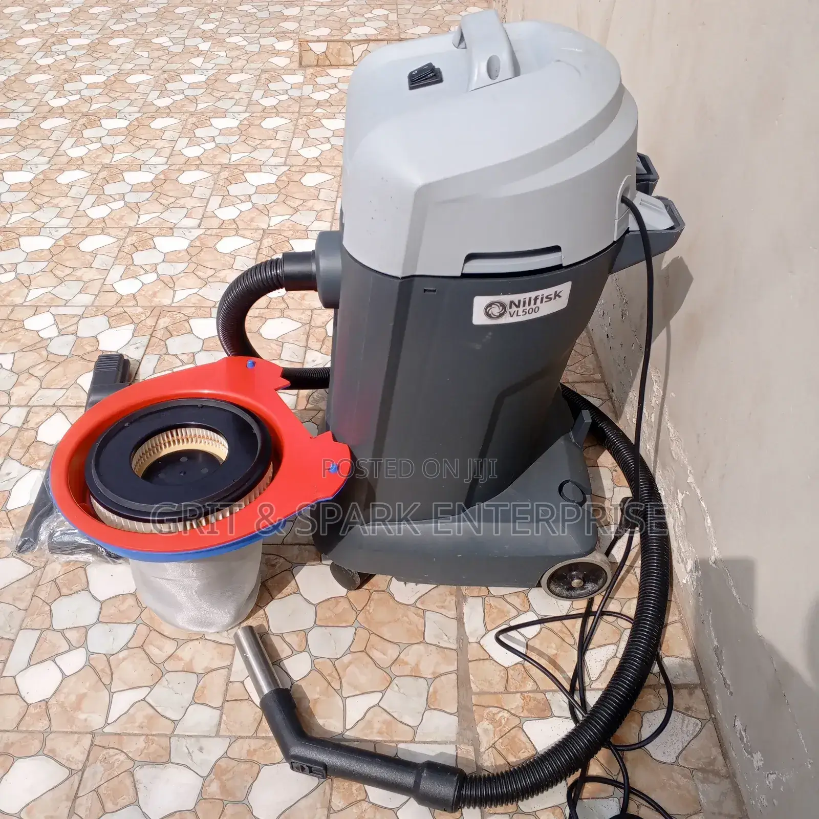 Nilfisk Vl 500 Wet Dry Industrial Vacuum Cleaner From Uk (Brand New)