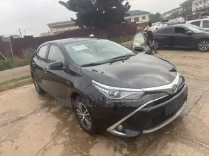 Toyota Corolla 2017 Black