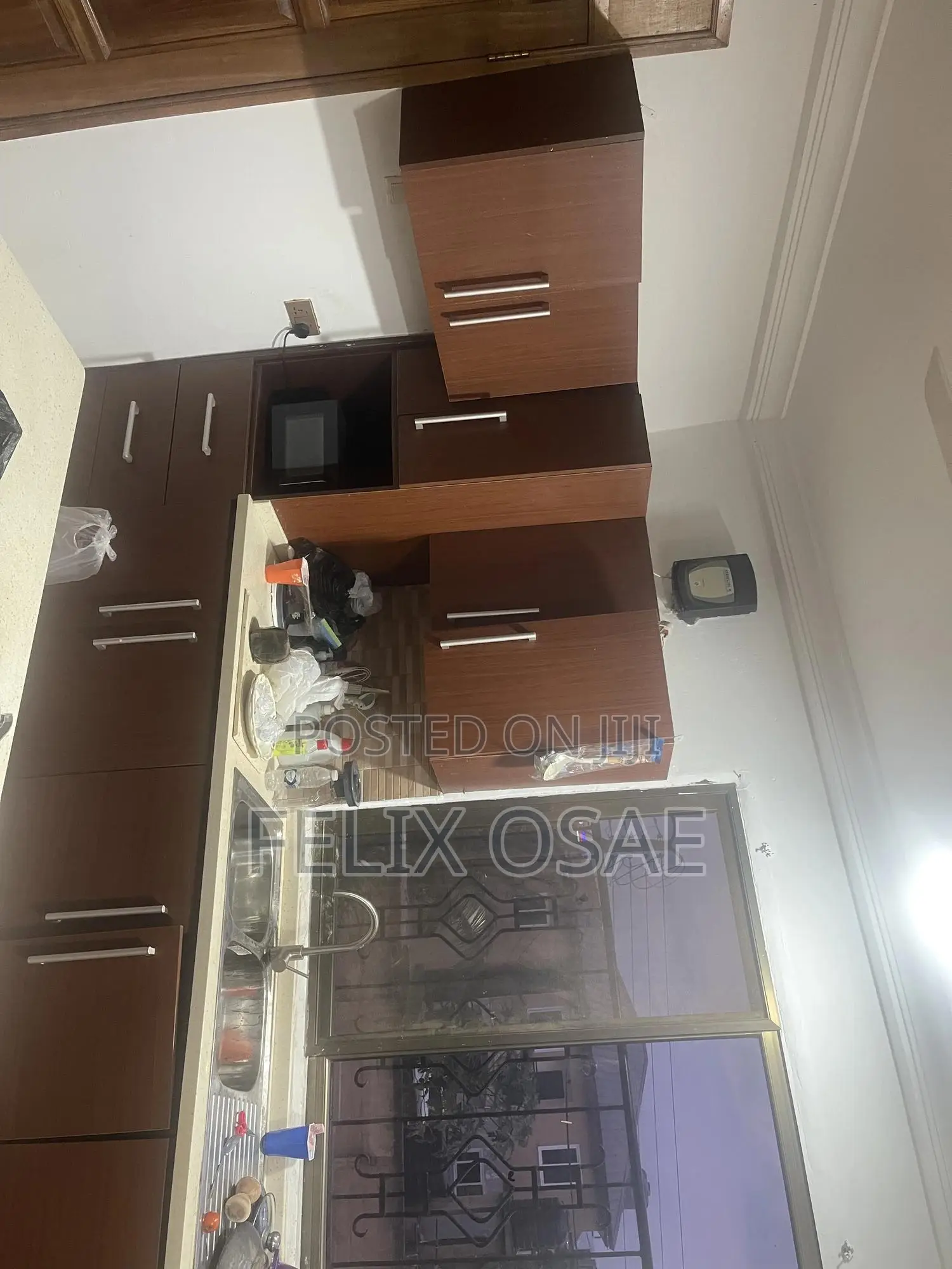 Furnished 6bdrm House in Ofankor for sale