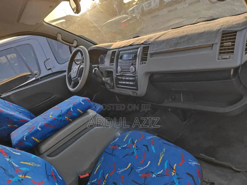 Foton View 2015 White