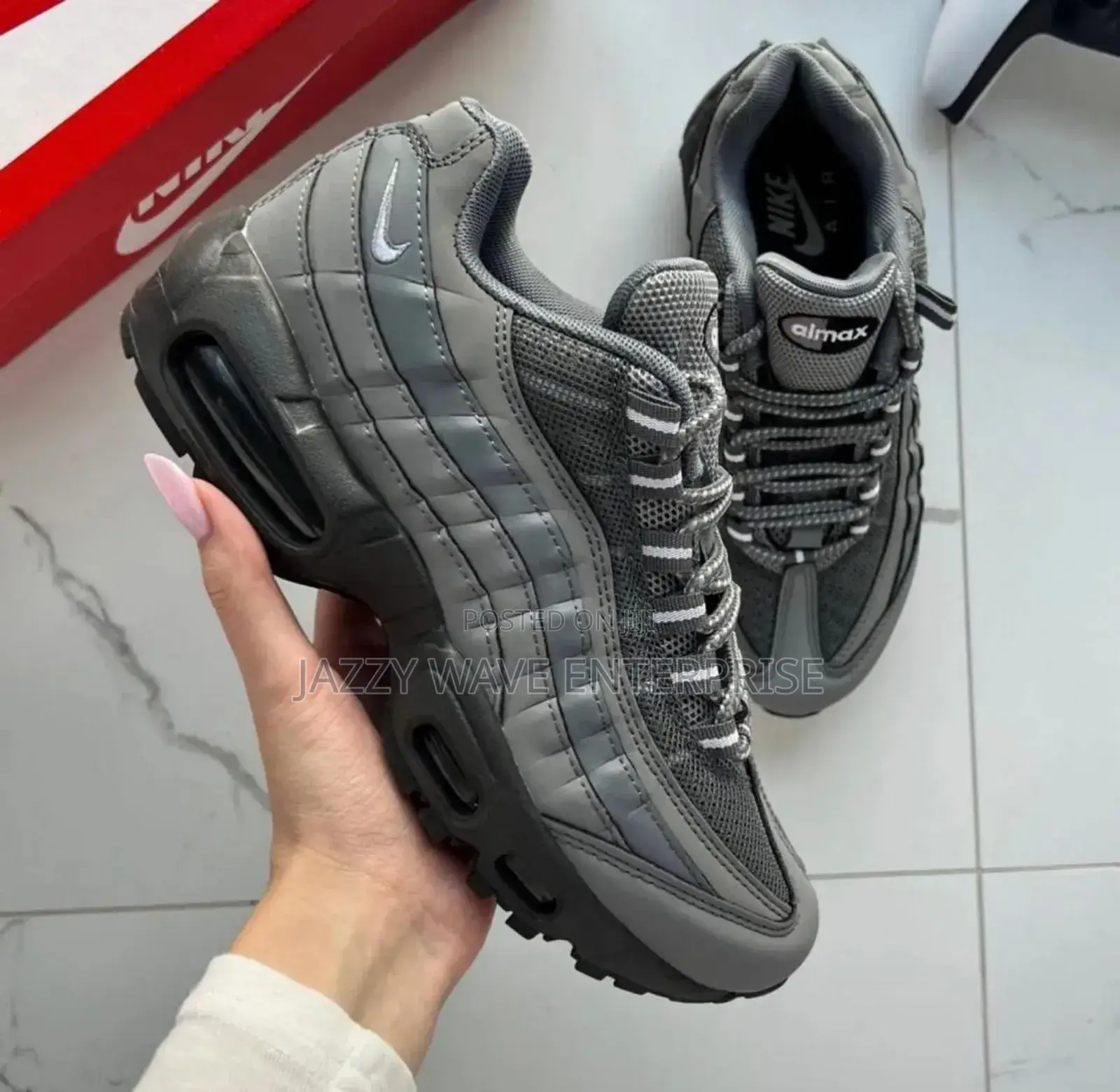 Nike Sneakers