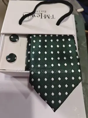 Flying Ties