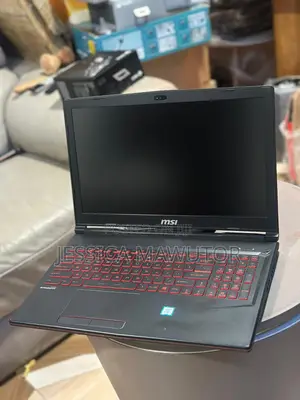 Laptop MSI GL63 8RC 16GB Intel Core I7 HDD+SSD 128GB