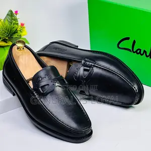 Clarks Men Black Leather Loafers