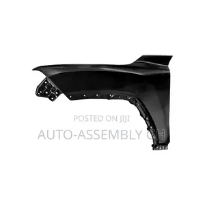 Land Cruiser 300 Fender