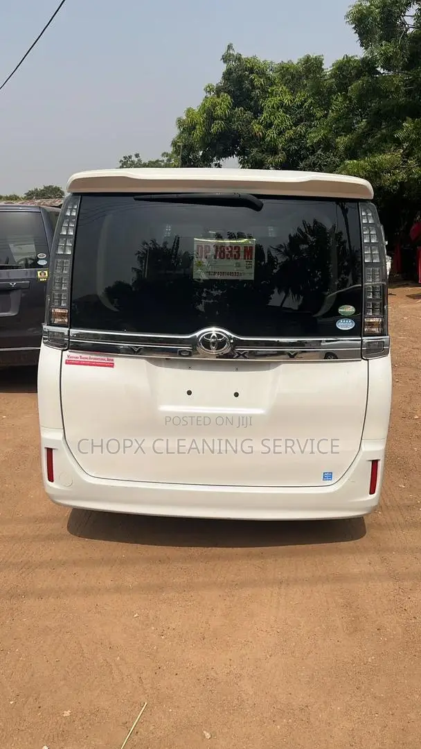 Toyota Voxy 2015 White