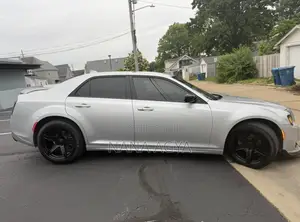 Chrysler 300 S 5.7L 2023 Silver