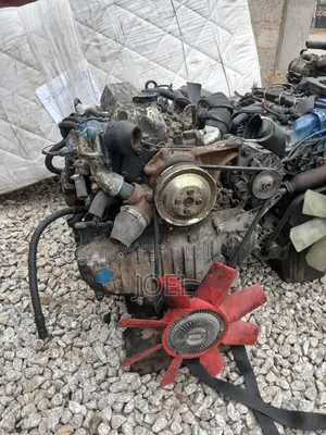 Nissan B4.40 Diesel Engine