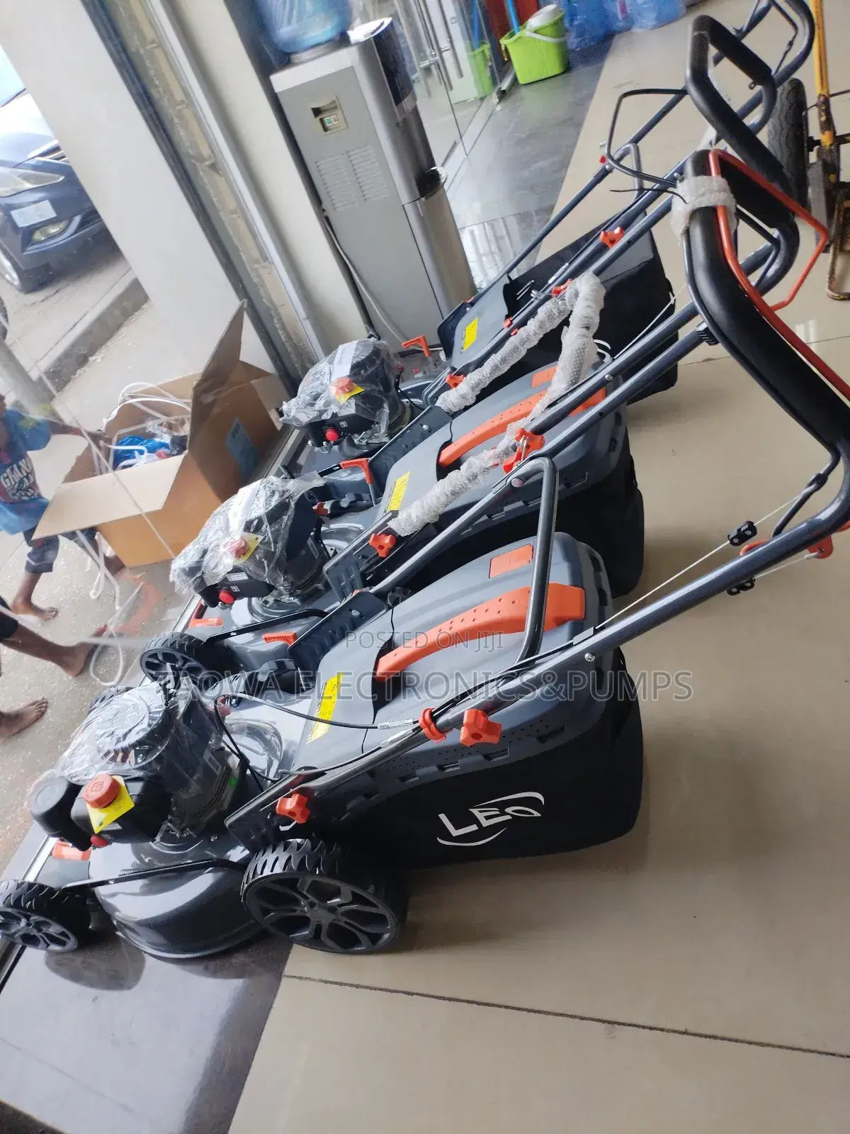 Very Efficient 5.5hp Leo Lawn Mower