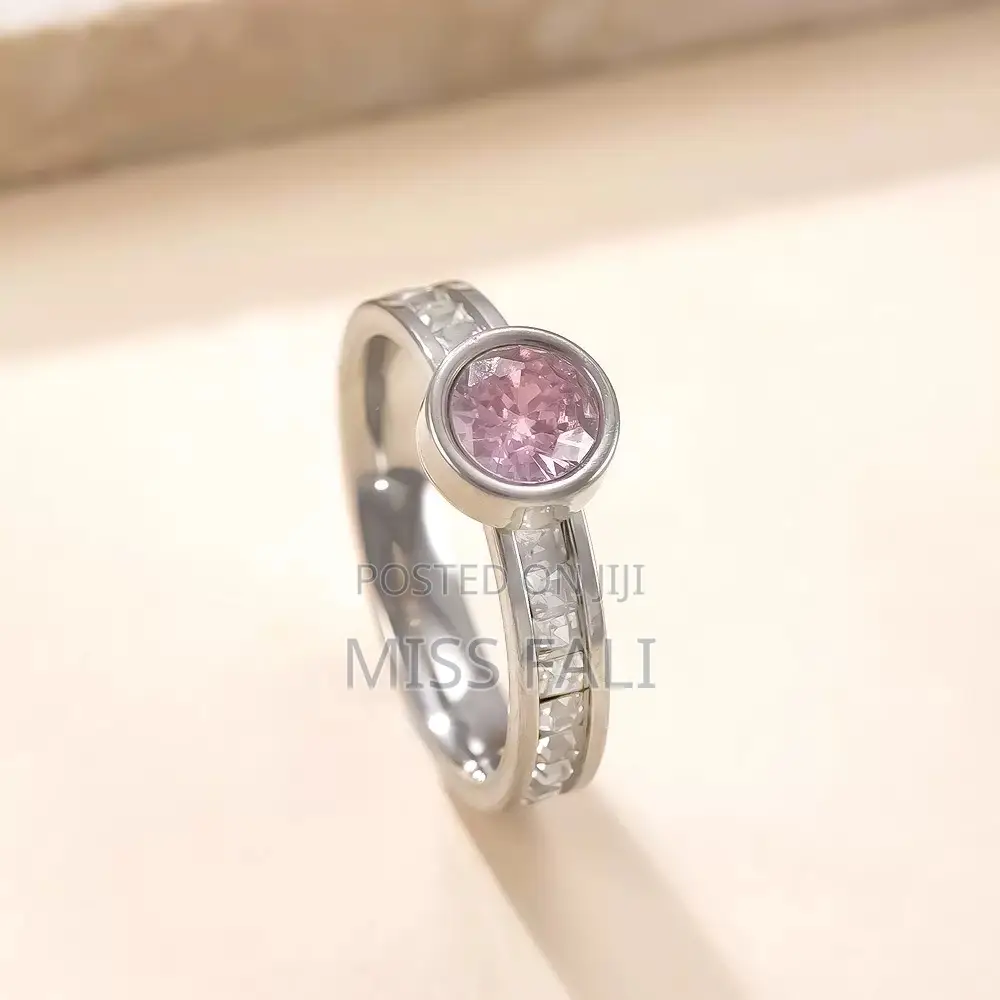 Rose Royale Promise Ring. Size 7-8