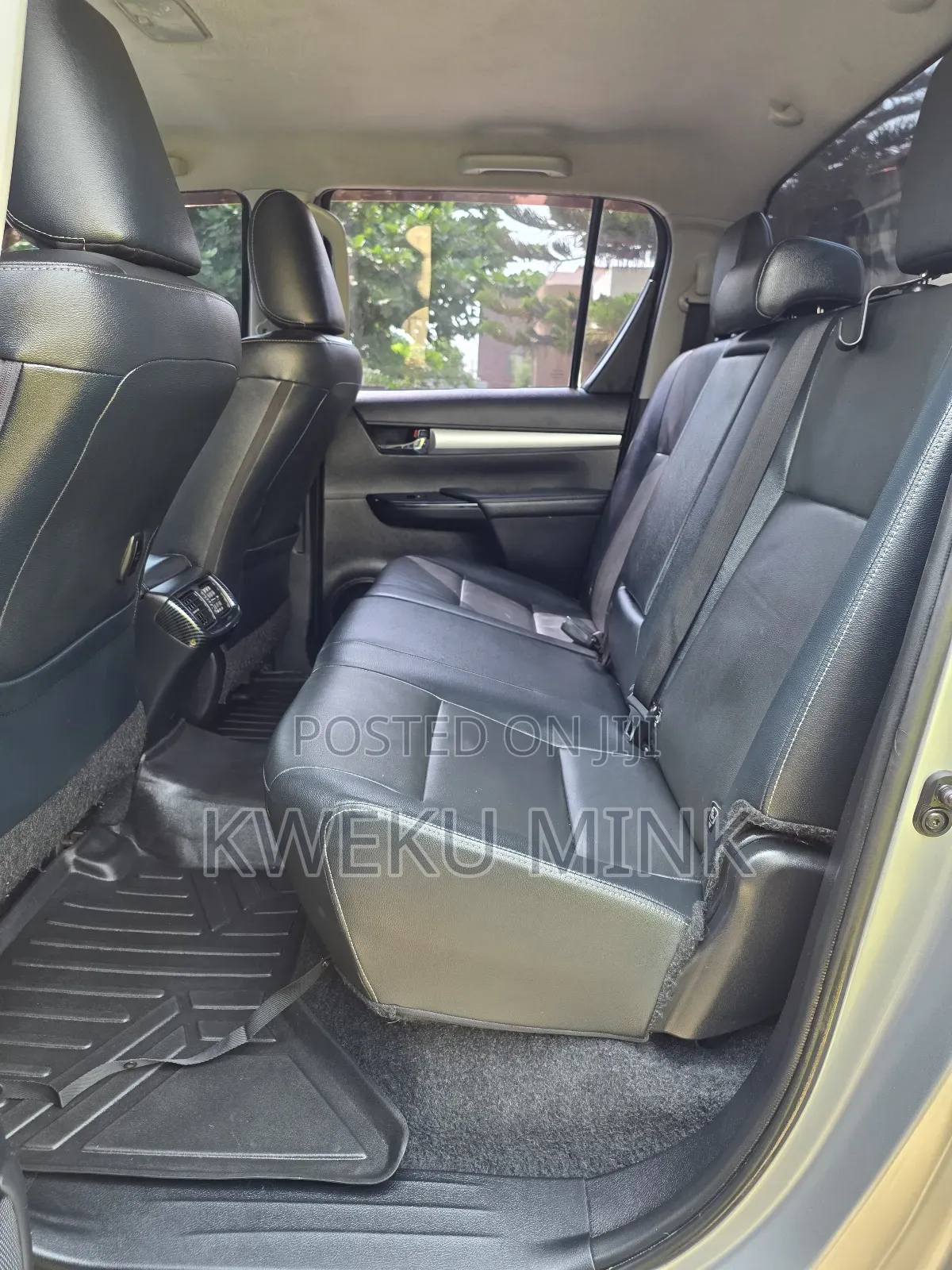 Toyota Hilux 2022 Silver