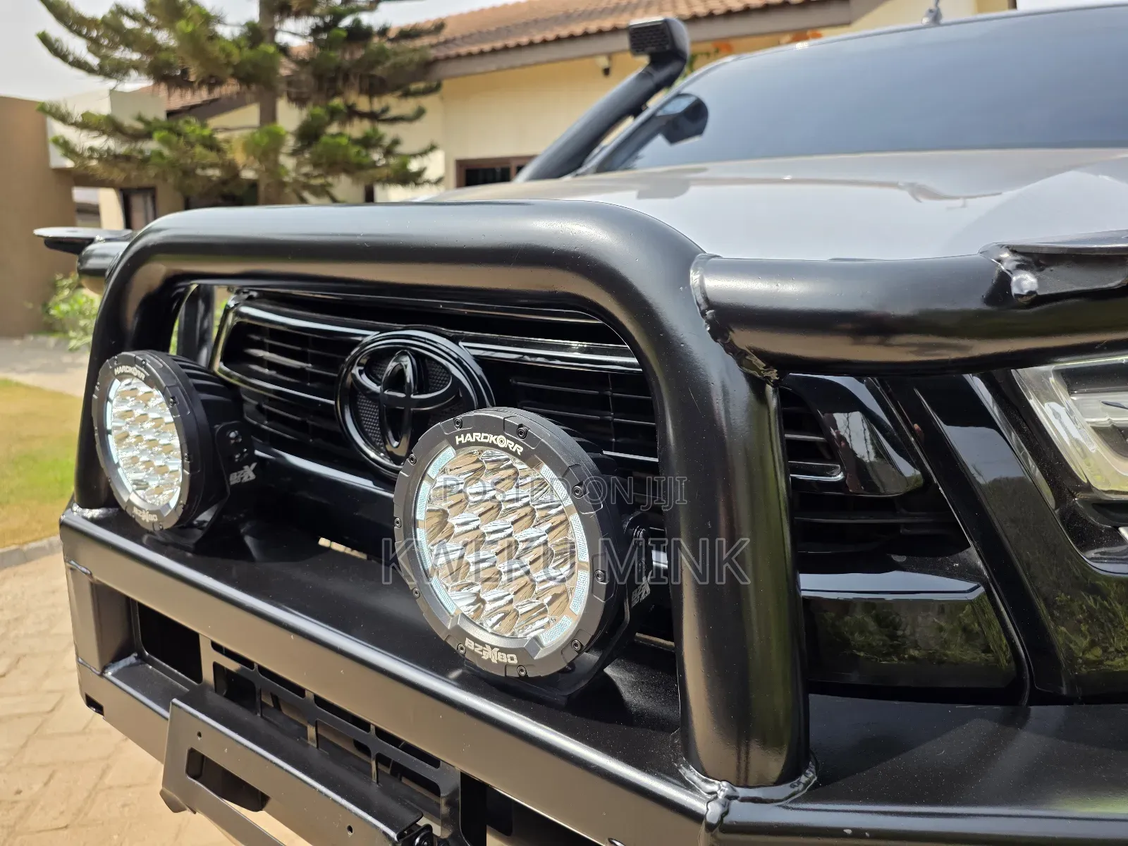 Toyota Hilux 2022 Silver
