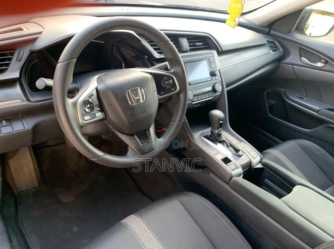 Honda Civic LX 4dr Sedan (2.0L 4cyl) 2017 Gray