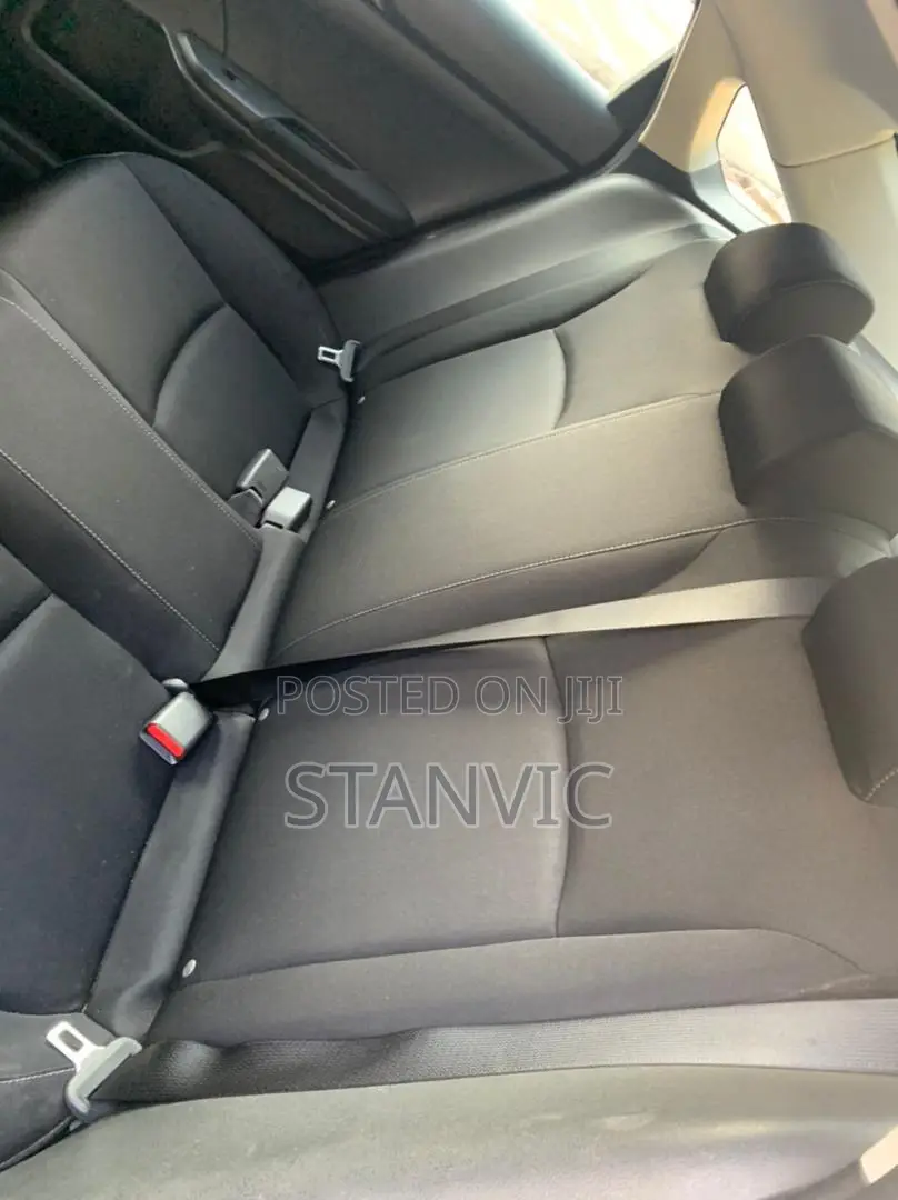 Honda Civic LX 4dr Sedan (2.0L 4cyl) 2017 Gray