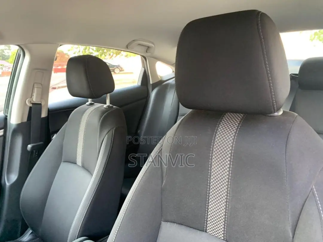 Honda Civic LX 4dr Sedan (2.0L 4cyl) 2017 Gray