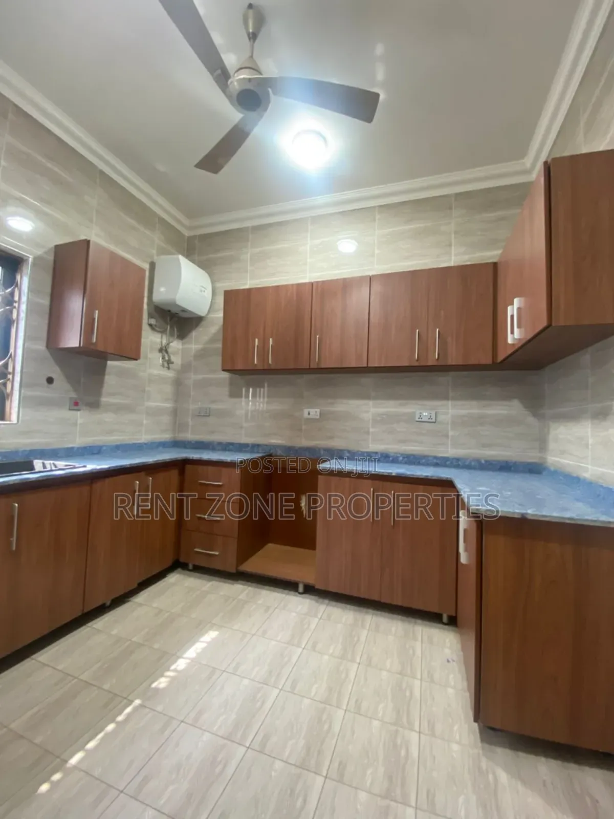 Mini Flat in Spintex for rent