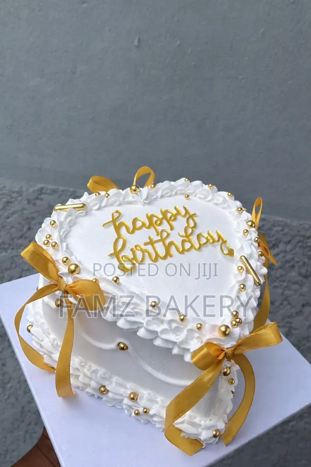 Affordable and Fresh Birthday, Anniversary Etc Cakes