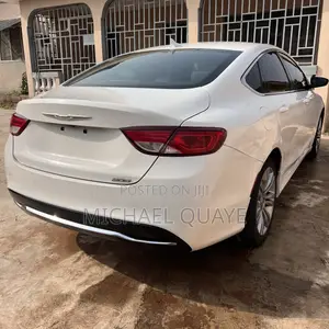Chrysler 200 Limited 2015 White