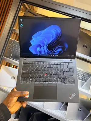 Laptop Lenovo ThinkPad T14 16GB Intel Core I7 SSD 512GB