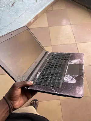 Laptop Dell Latitude 7480 8GB Intel Core i3 HDD 500GB