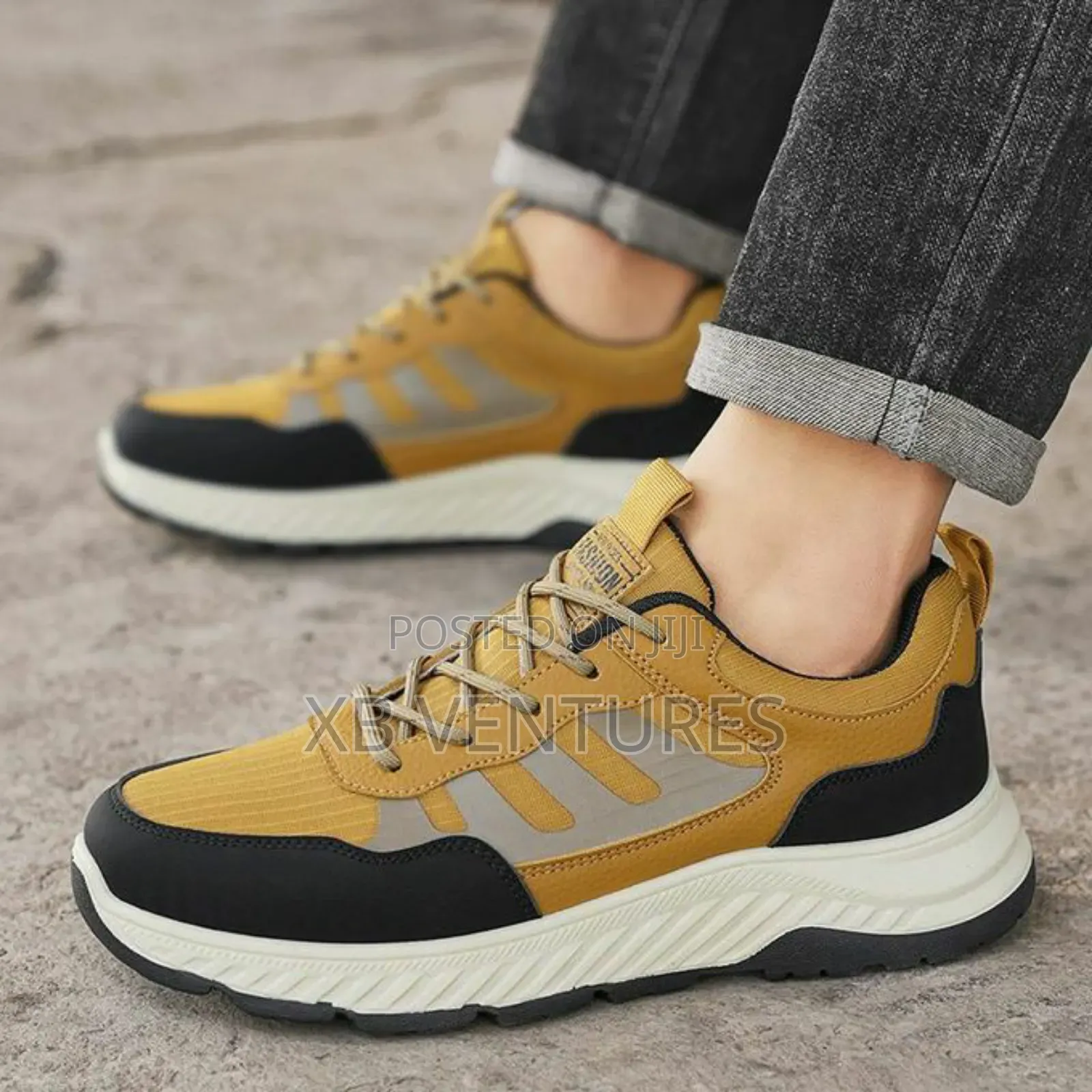 Men's
Running Shoes
-Yellow Black