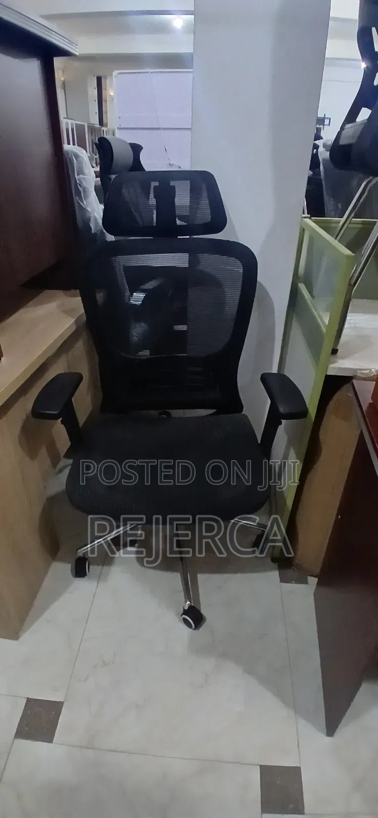 Adjustable Office Swivel Chair