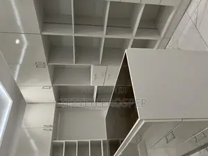 Wardrobes and Walk-in Closet