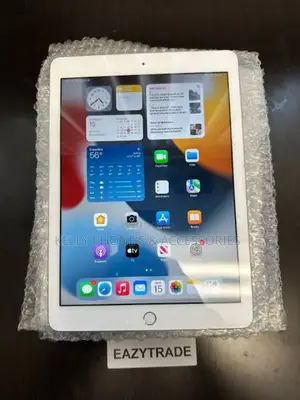 Apple iPad 9.7 128 GB Silver