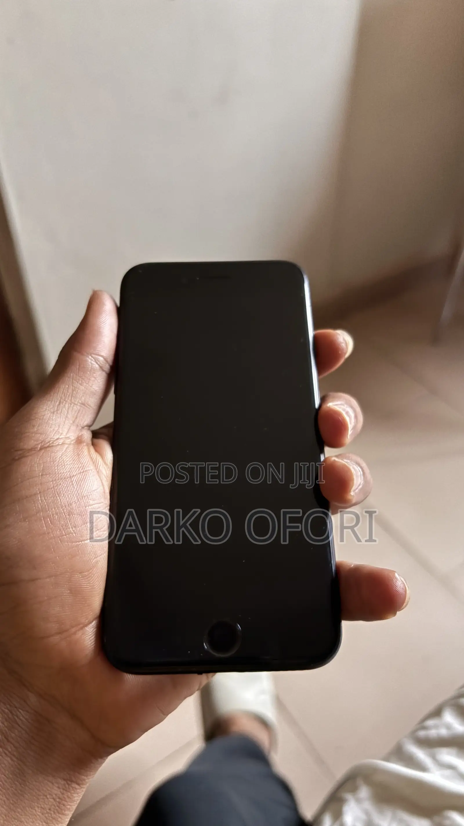 Apple iPhone SE (2020) 64 GB Black