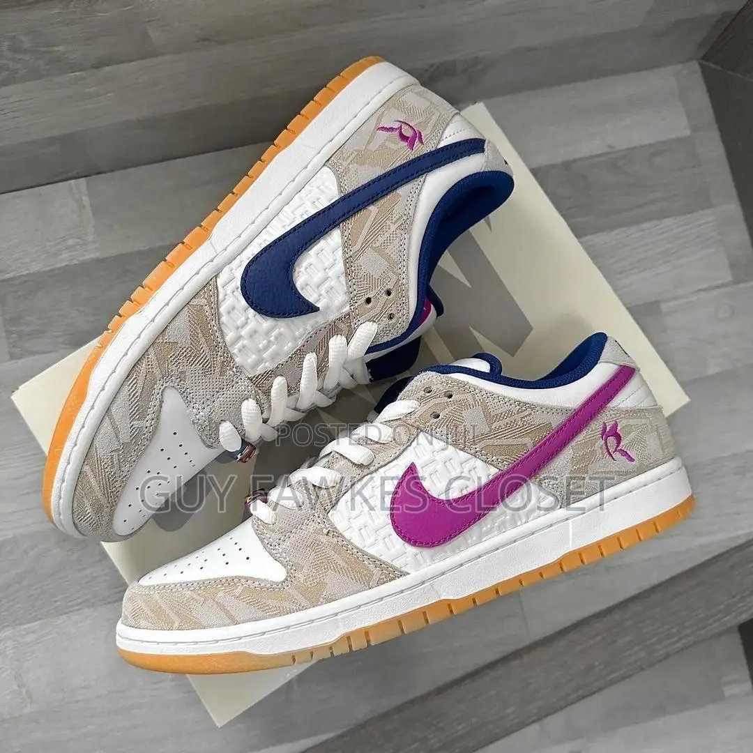 Nike X Rayssa Leal Sb Dunk Sneakers