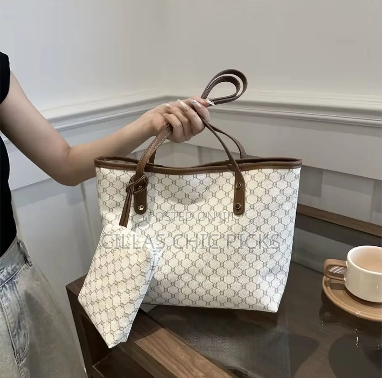 Tote Bags for Ladies Available in All Colors as Seen
