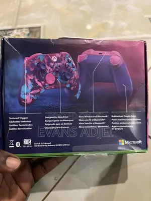 Slightly Used In Box Xbox Series X Controller