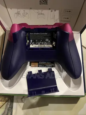 Slightly Used In Box Xbox Series X Controller