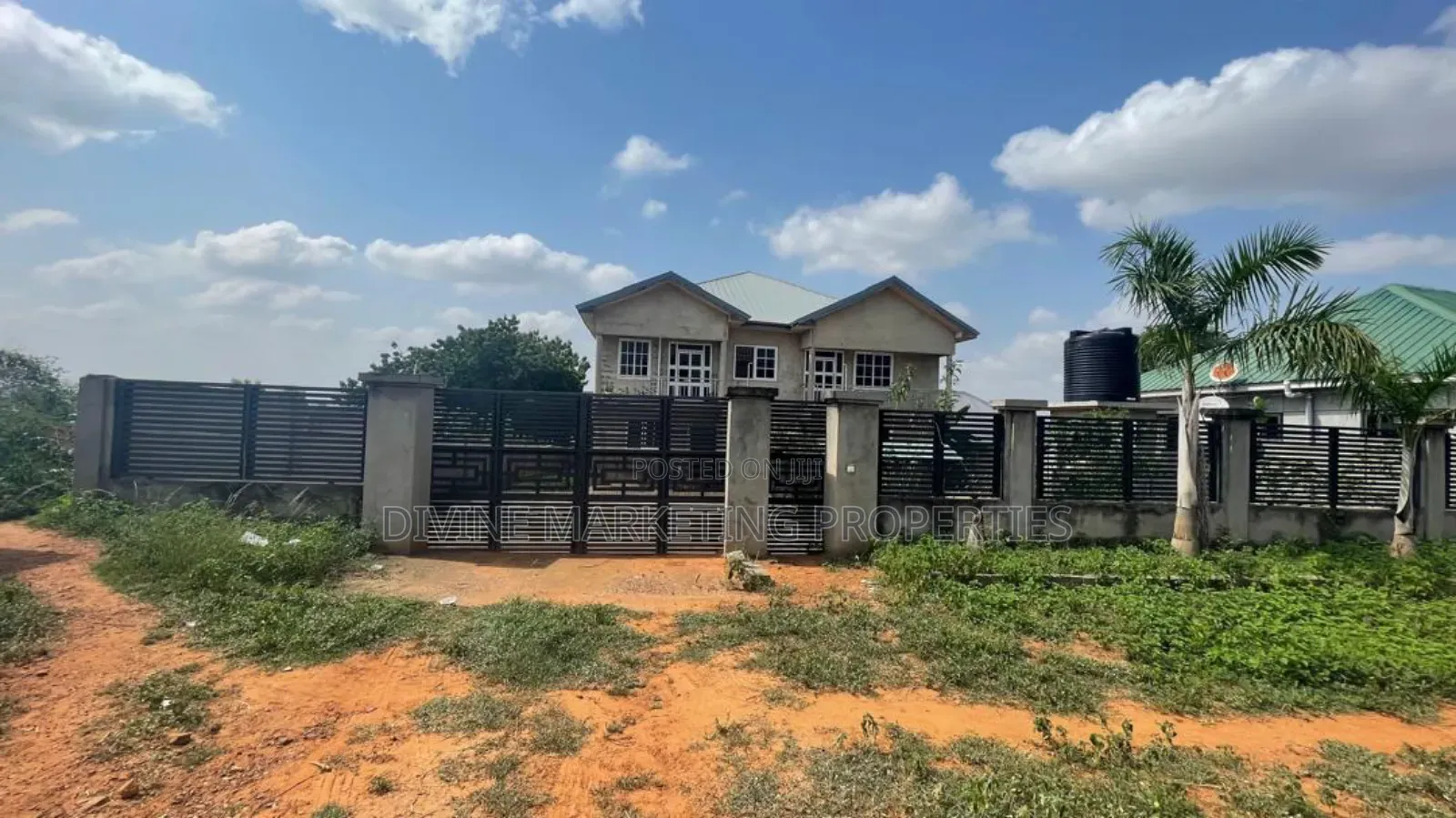 4bdrm House in Afienya, Tema Metropolitan for sale