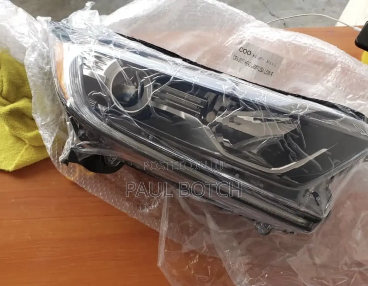 Honda Cr-v 2017-2022 Right-Side Halogen Headlight