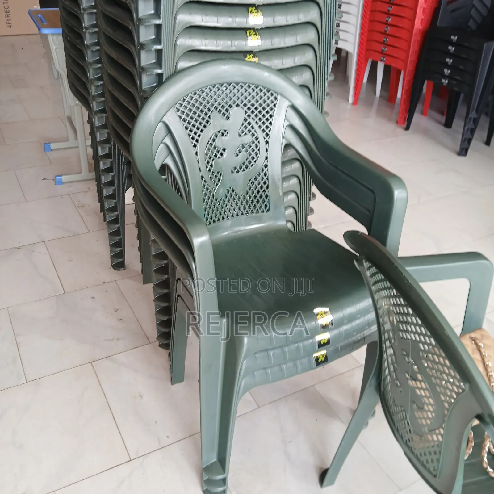 Affordable Plastic Chair