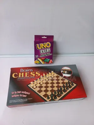 Chess + Uno Flip